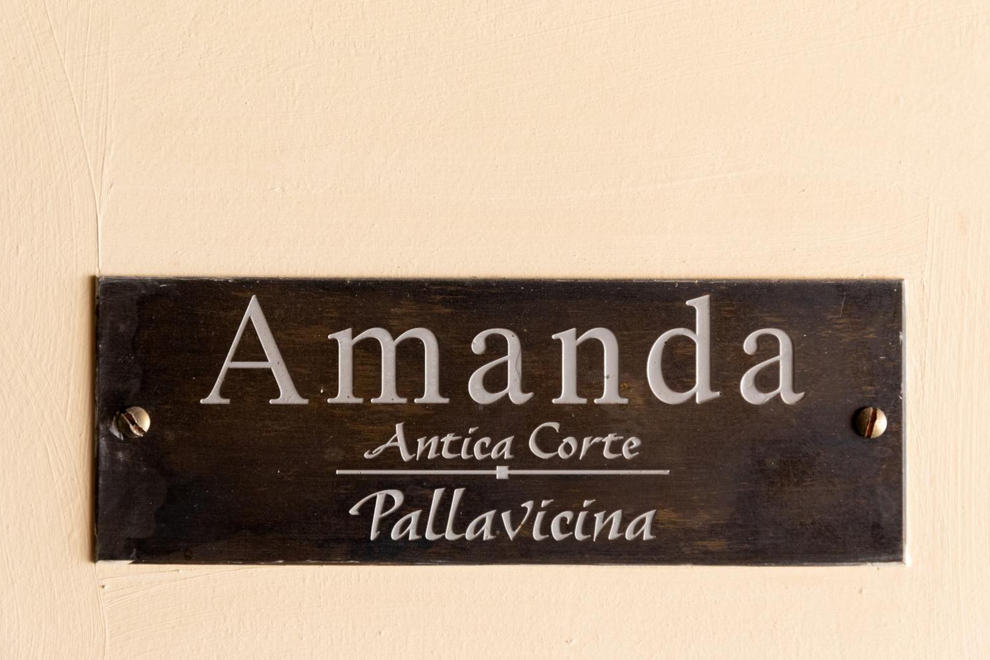 Antica Corte Pallavicina Relais Polesine Parmense Exterior photo