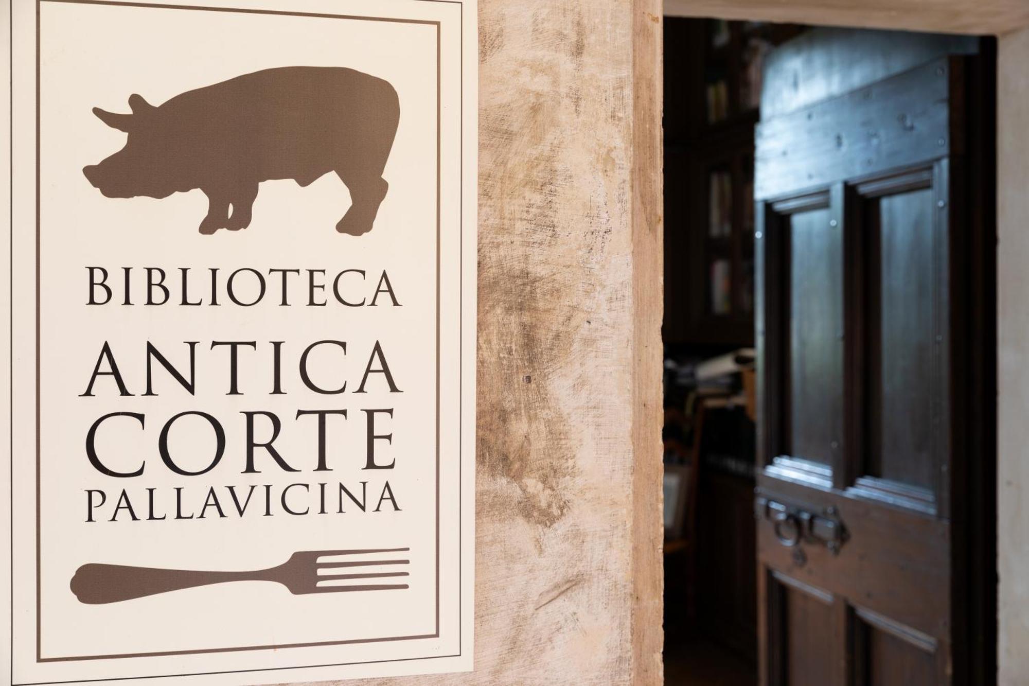 Antica Corte Pallavicina Relais Polesine Parmense Exterior photo